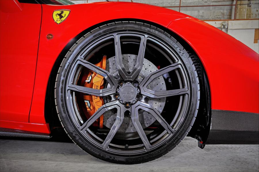 Колеса Ferrari 488 GTB by VOS Performance 2016 года  (фото 4 из 16)